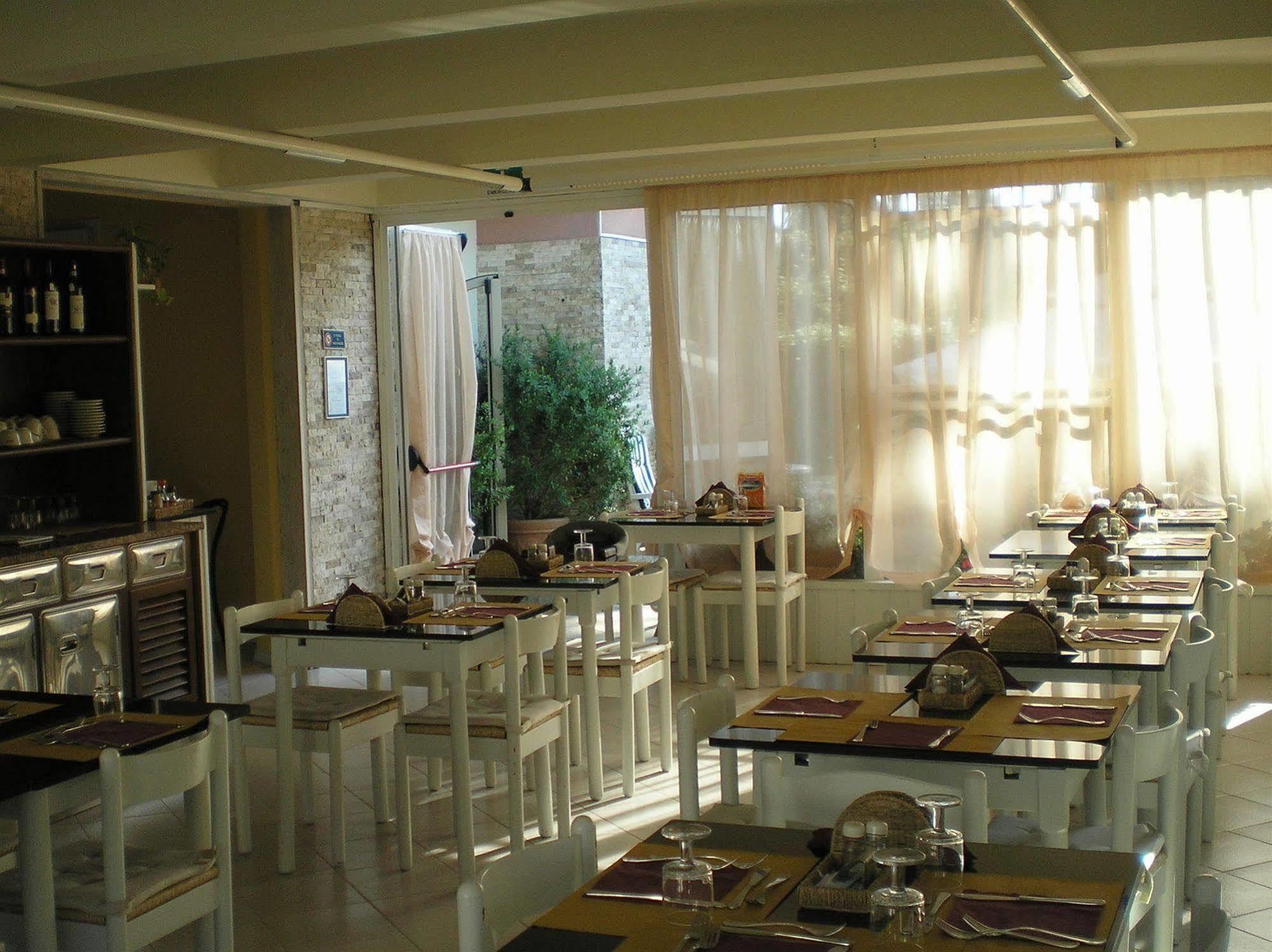 Hotel Elizabeth Marina di Pietrasanta Kültér fotó
