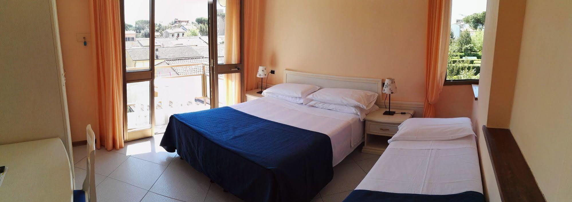 Hotel Elizabeth Marina di Pietrasanta Kültér fotó